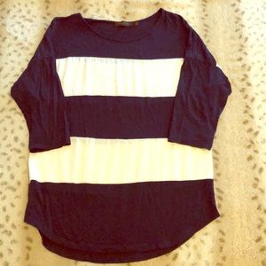 The Limited navy and white 3/4 sleeve top M